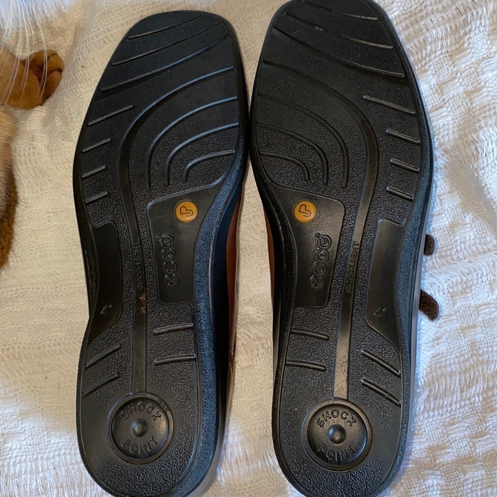 Ecco Leather Loafers with Triple Velcro Strap EU 41 US 8.5 - Picture 10 of 10